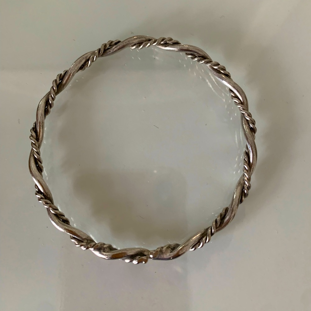 Silver twisted bangle bracelet